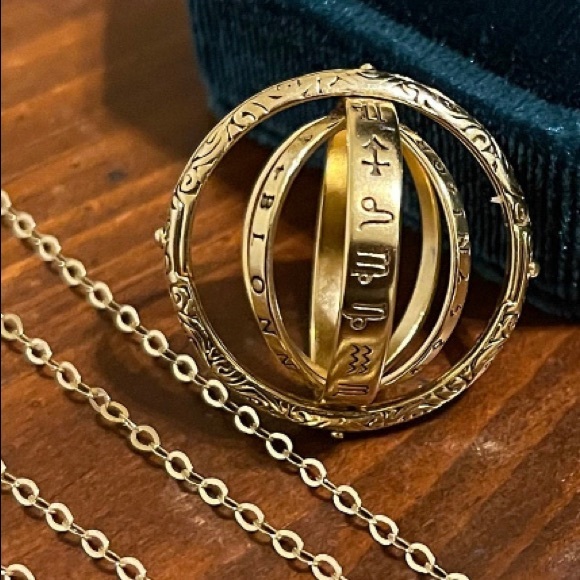 m_6139663f045e39b295f1200a.jpg MUST HAVE! ring/pendant/fidget WOW BEST GIFT EVER!